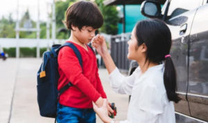 Dạy trẻ biết cảm ơn và xin lỗi – bài học nhỏ, giá trị lớn