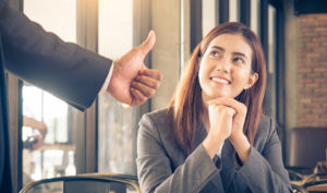 9 bí quyết để khen ngợi người khác một cách thật tự nhiên